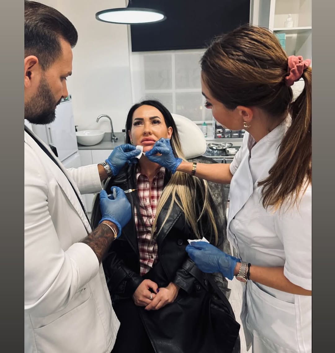 Chin shaping with hyaluronic acid